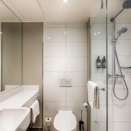 Premier Inn Hamburg City Klostertor-3